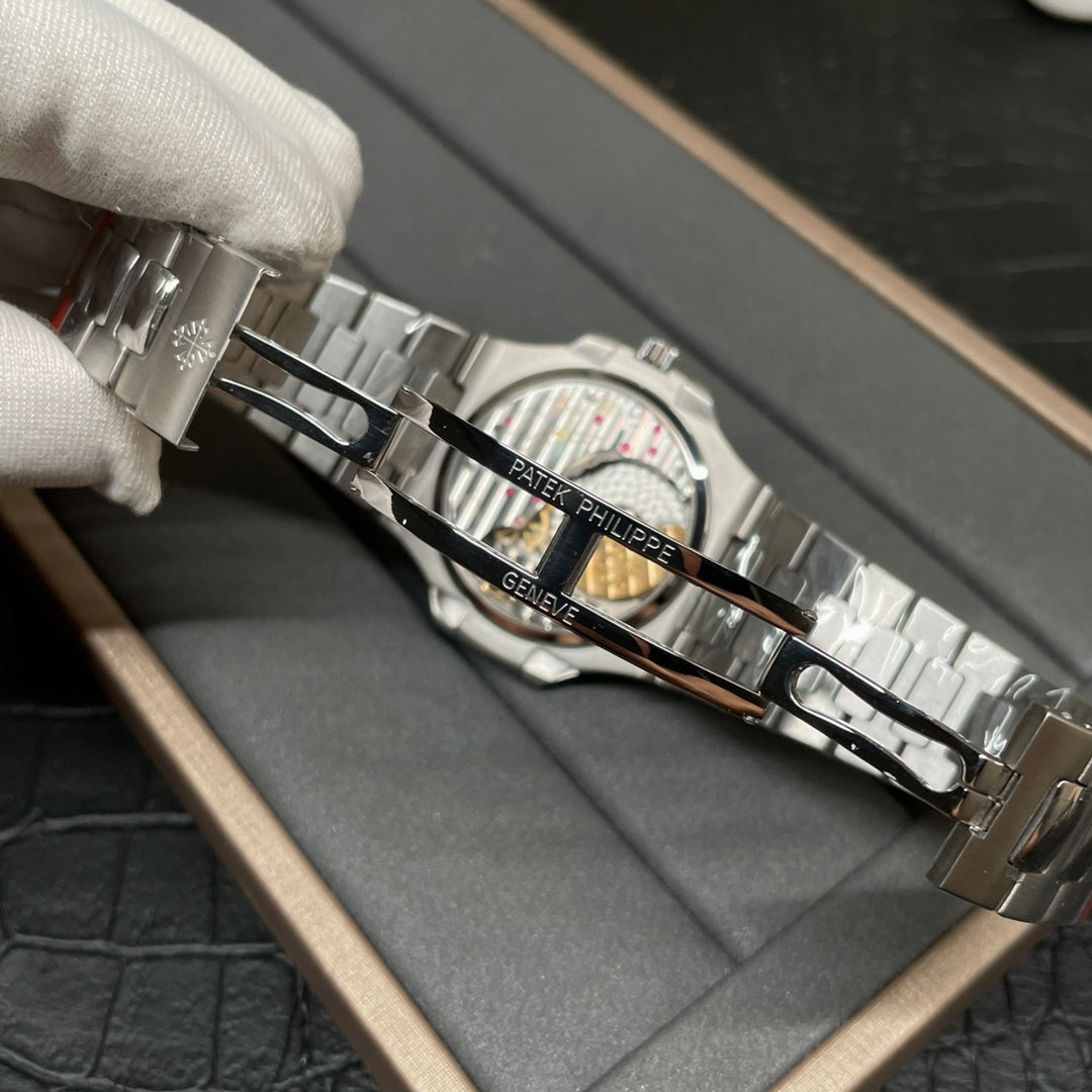 Patek Philippe Nautilus 5712 Blue Dial