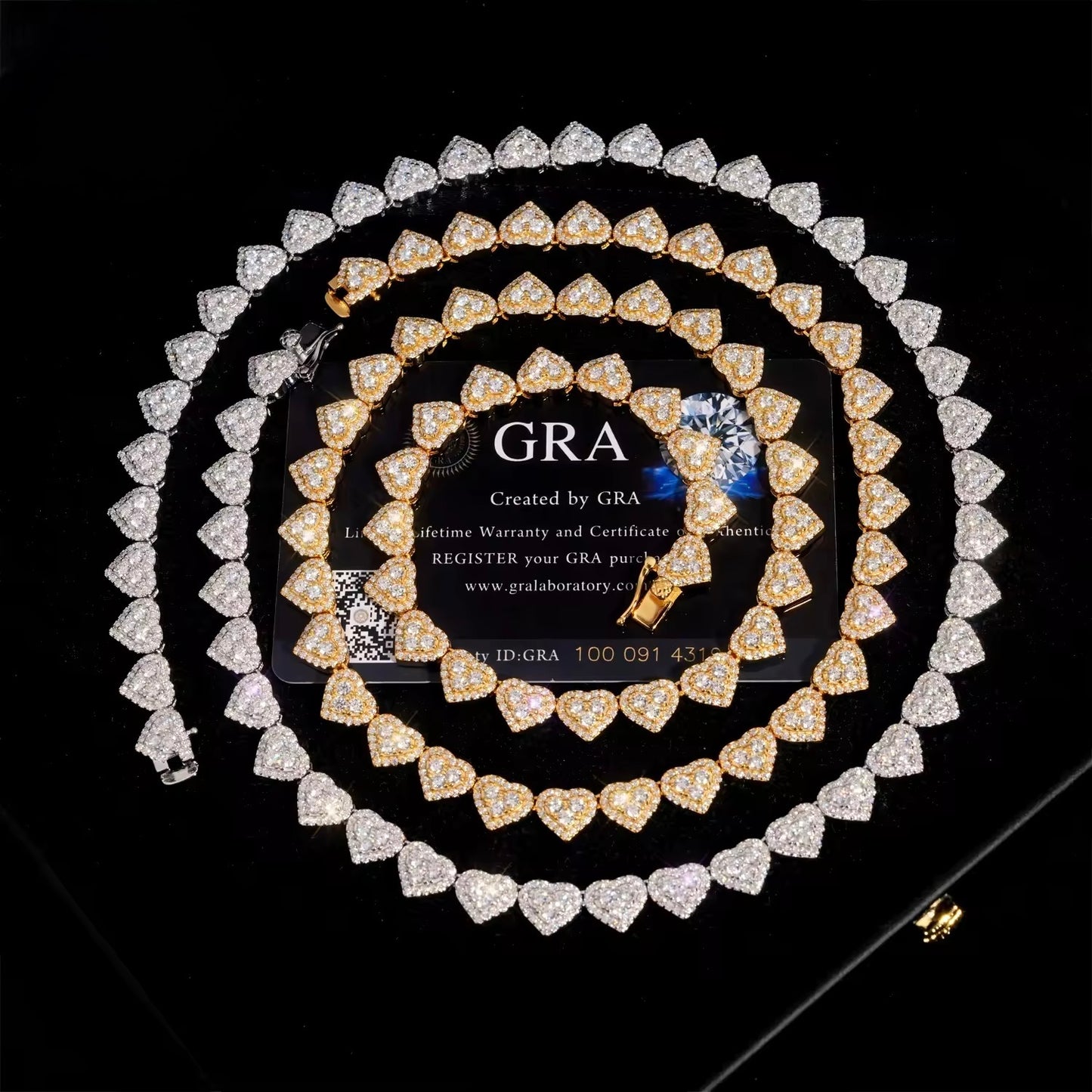 Cadena Hearts Moissanites